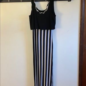 Bongo black and white striped maxi